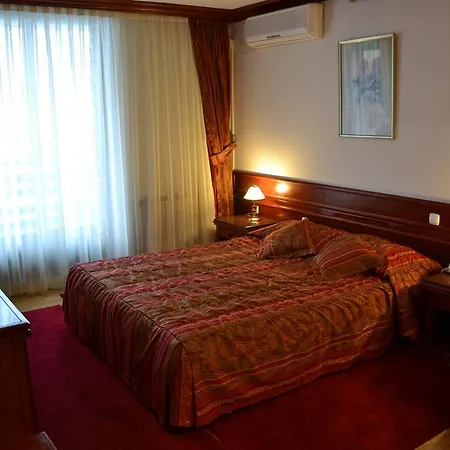 Dva Bisera