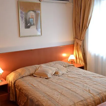 Hotel Dva Bisera