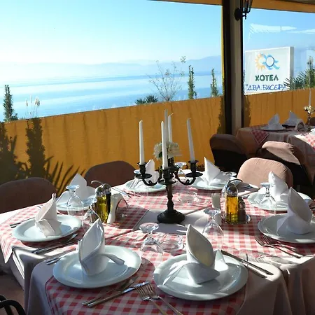 Hotell Dva Bisera 4*